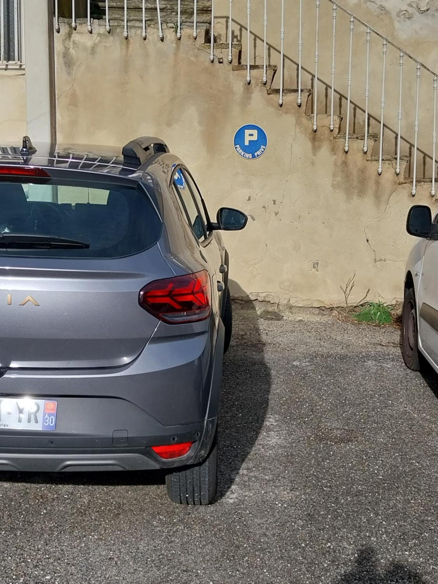 Maison Quai De La Fontaine Plus Parking Nimes Exterior foto